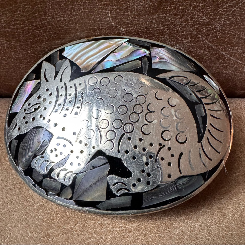 Unique Armadillo Belt Buckle Silver Mexico abalone mother of pearl western